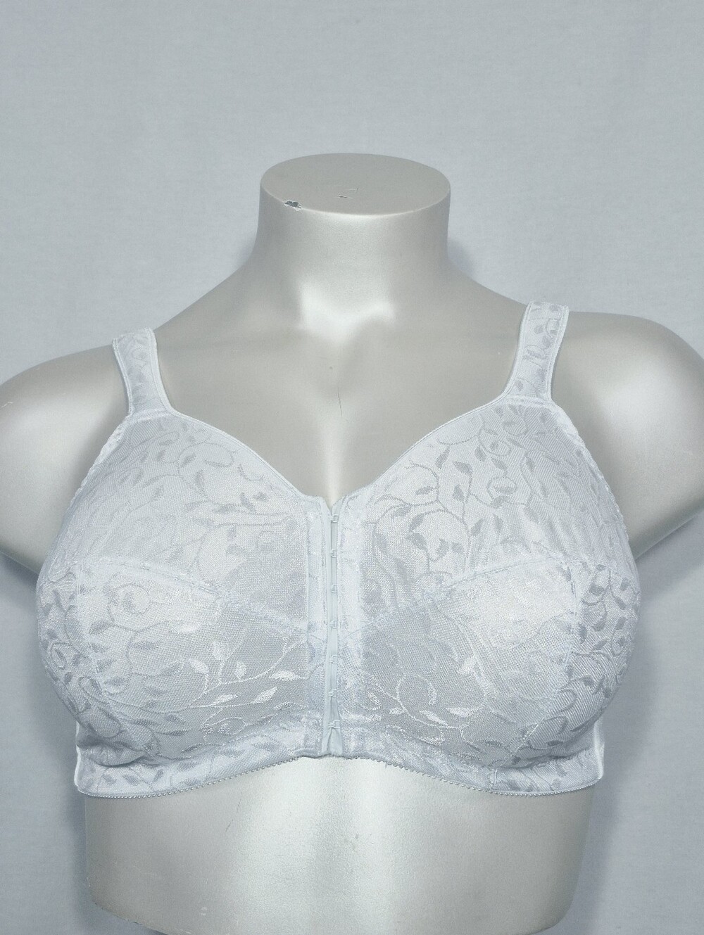 44C Just My Size JMS Easy On Front Close Wire Free Bra White